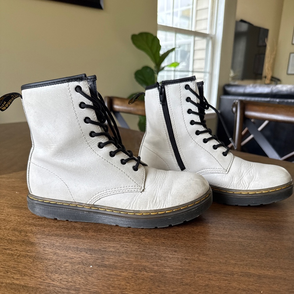 Dr. Martens 1460 J Combat White Boots Youth Size US 7, EU 38